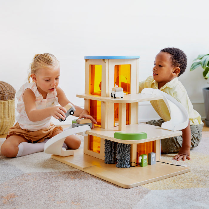 Parking Garage with Elevator